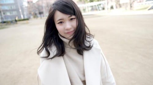 FC2-PPV 1258999 黒髪清楚な19歳 クッキーを焼くのが趣味という某大手スーパーのレジ打ち美少女がハニカミ天使