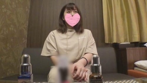 FC2-PPV 1261029 マシュマロお菓子系の超愛らしい娘がアナル注入に挑戦！カラダが火照りイキまくり